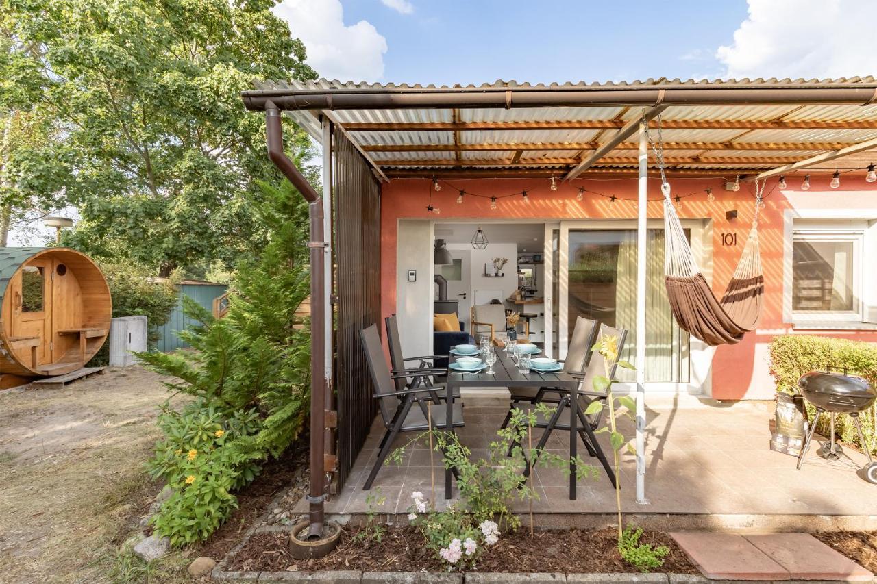 Am Grimnitzsee Gemutliches Tiny House Bungalow Mit Sauna Und Kamin Joachimsthal Dış mekan fotoğraf